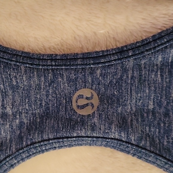 Lululemon Razor back tanks - Picture 3 of 6